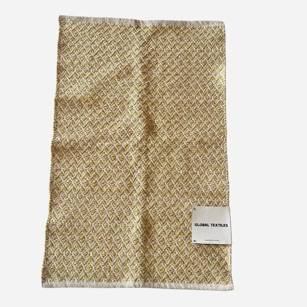 Golden Cream Handwoven Diamond Accent Rug Made in India 2’x3’ NWT Global Textile